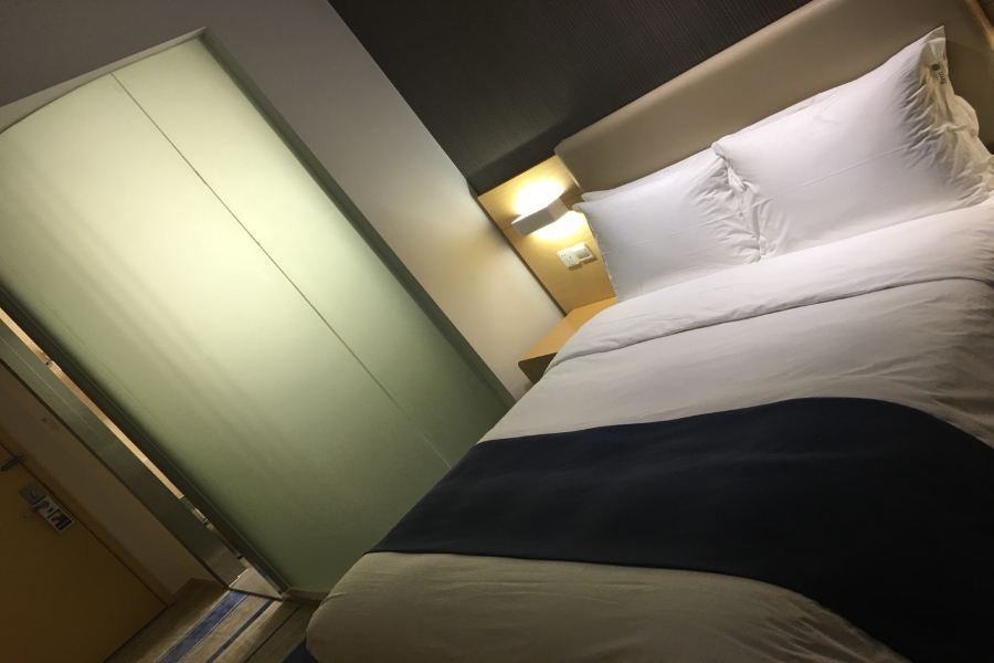 Holiday Inn Express Shanghai Pujiang, an IHG Hotel Bagian luar foto