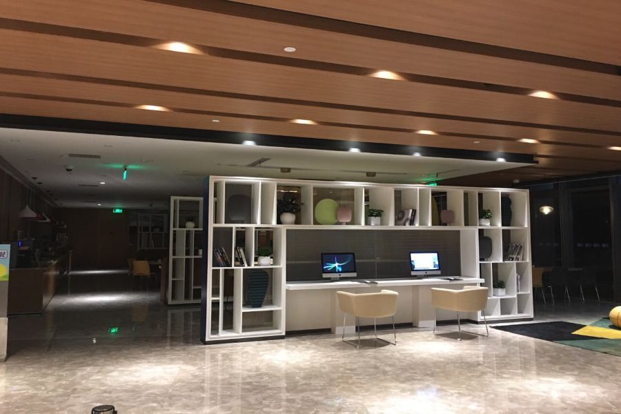 Holiday Inn Express Shanghai Pujiang, an IHG Hotel Bagian luar foto